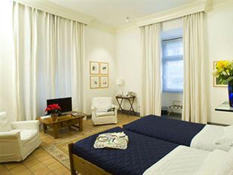 Hotel Locanda Cairoli Rome Room photo